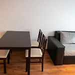Sunny 1Bdr Apartment Near Center