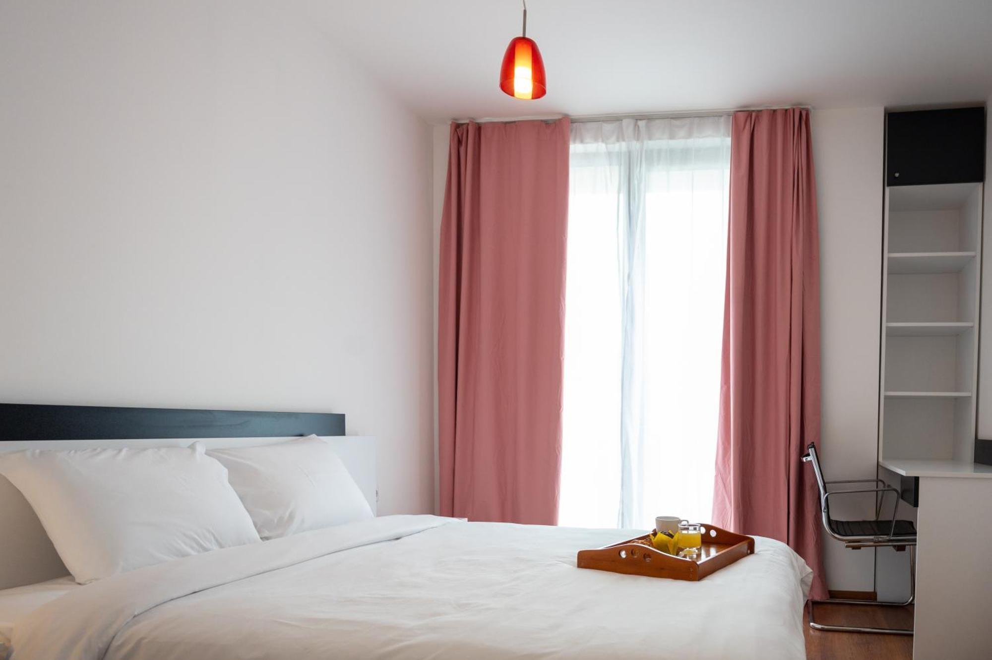Sunny 1bdr Near Center Apartment Sofia