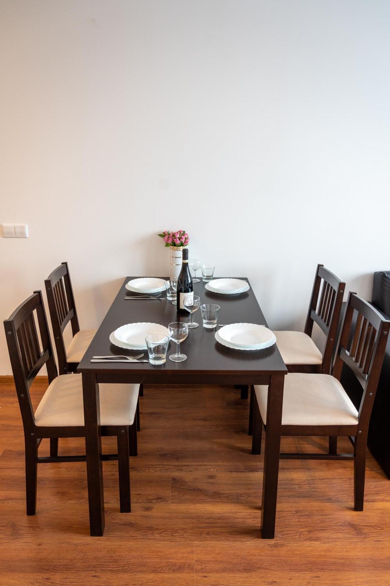 Sunny 1bdr Near Center Apartment Sofia