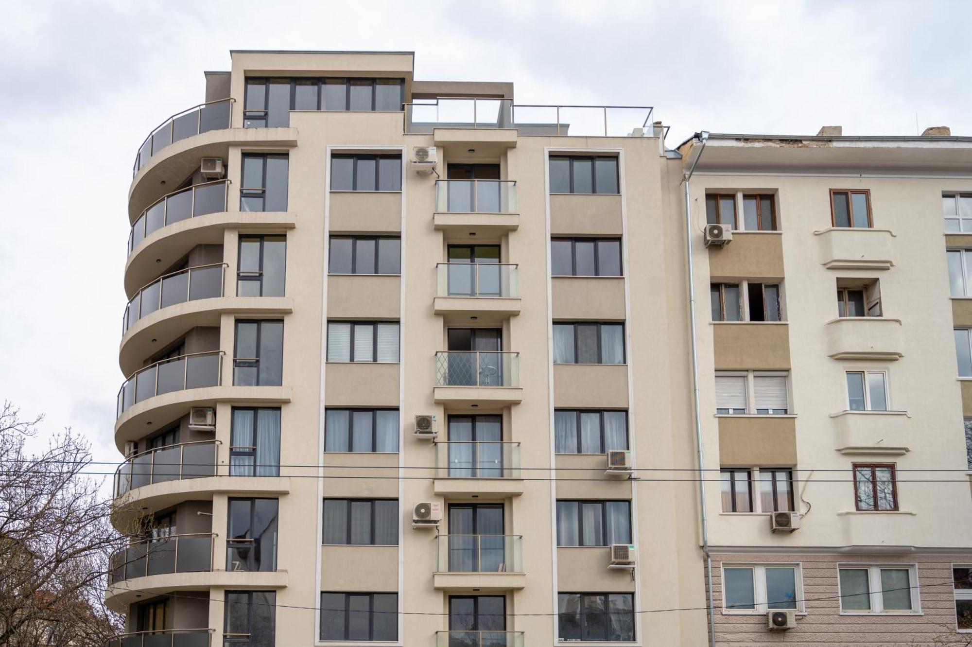 Apartment Sunny 1bdr Near Center